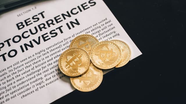Bitcoin ultrapassa US$ 72 mil e acena com novos alvos técnicos